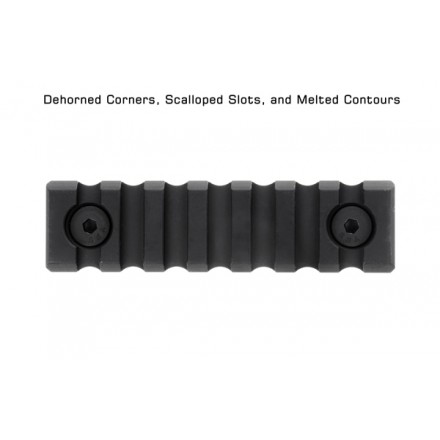Slitta Picatinny 7-Slot con Attacco M-LOK, Matte Black - UTG