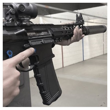 AR-15 30 Round Polymer Magazine .223/5.56,...