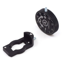 Clickable thrower adjustment knob, for small powder bar...