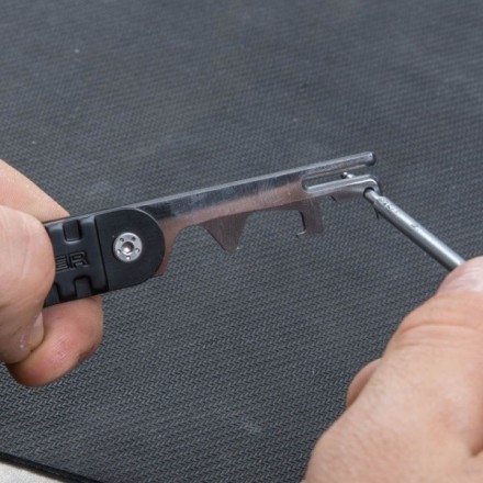 Raschietto per Pulizia Componenti AR10 - Real Avid