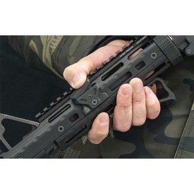 Ultra Slim Angled Foregrip, M-LOK®, Matte Black - UTG® 2