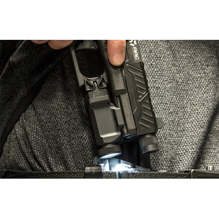 Sub-Compact Pistol Light, 200 Lumen, Picatinny Mount - UTG