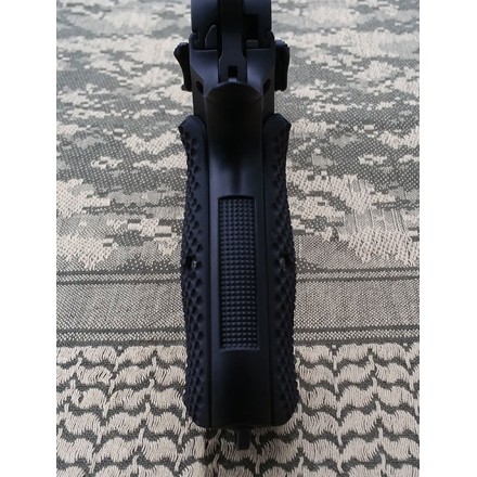 CZ75 SP-01 Grips Palm Swell BOGIES SHORT LENGTH with Thumb Relief - Lok Grips